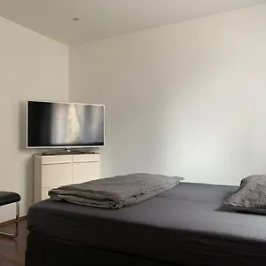 At-apartments - Zentral In Hannover-mitte - Apartment